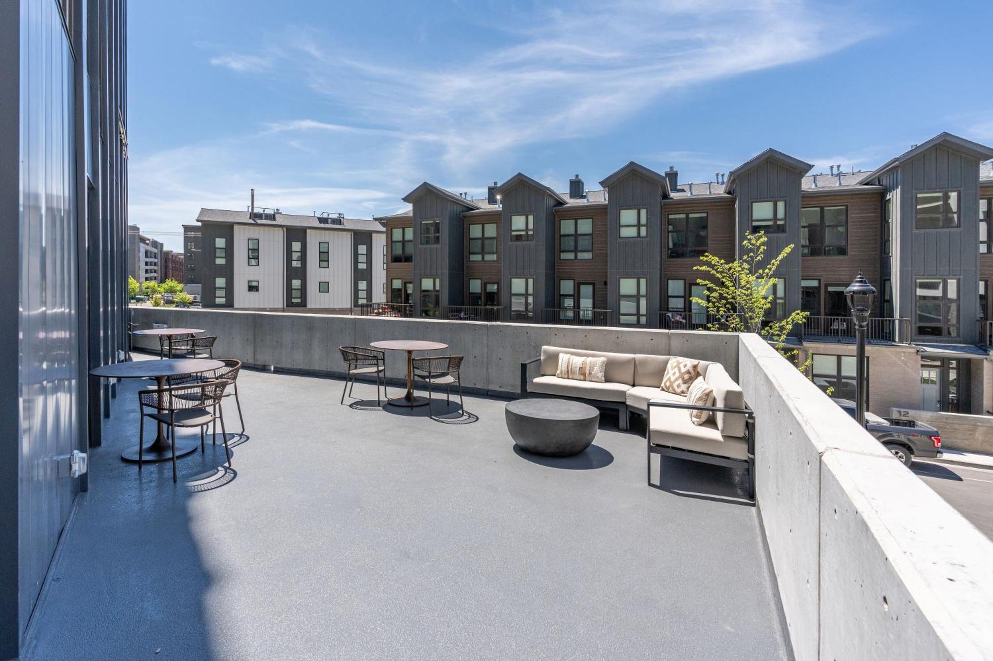 Appartamento Outstanding Amenities-New Complex- Downtown Luxury Salt Lake City Esterno foto