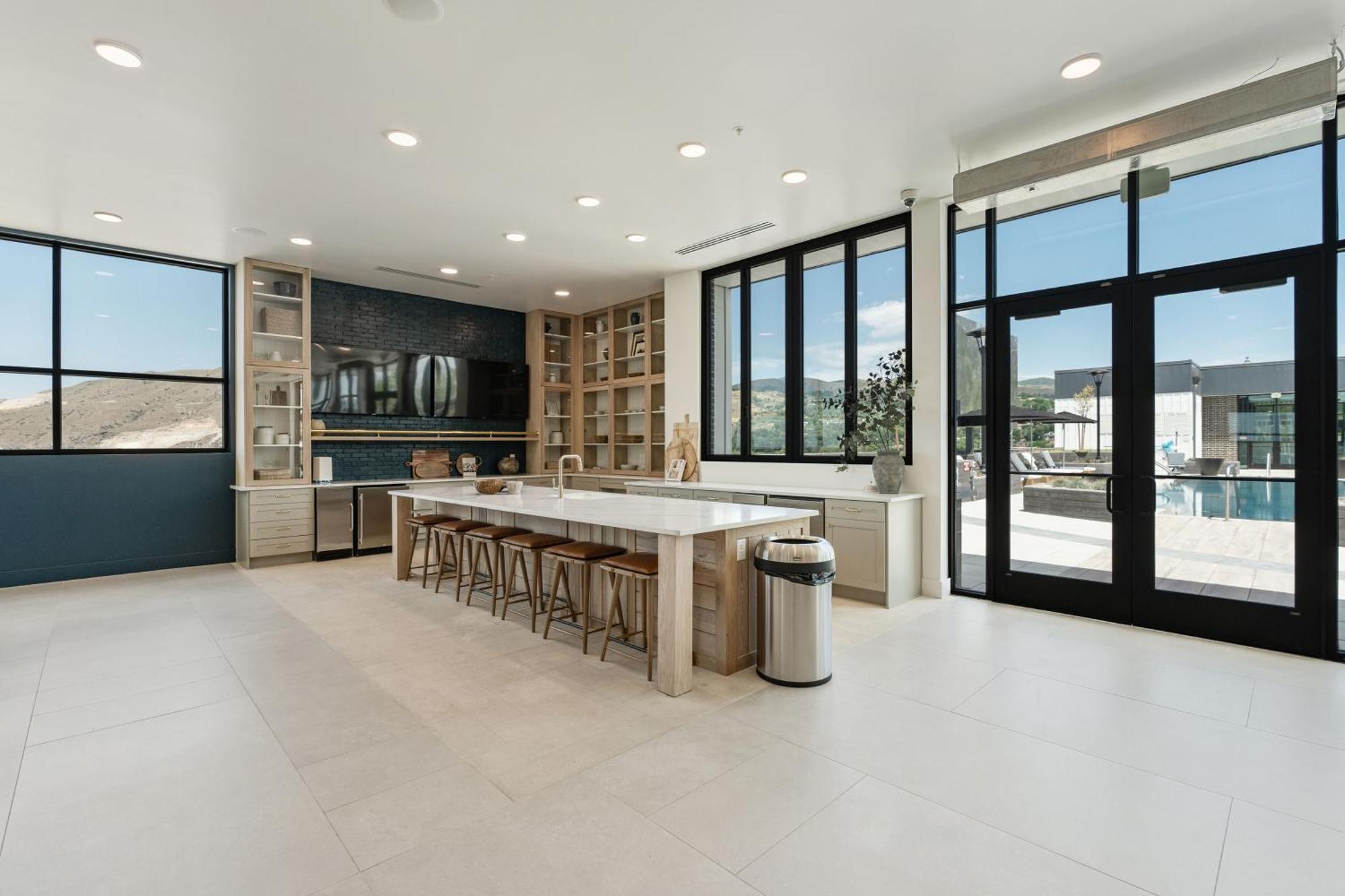 Appartamento Outstanding Amenities-New Complex- Downtown Luxury Salt Lake City Esterno foto