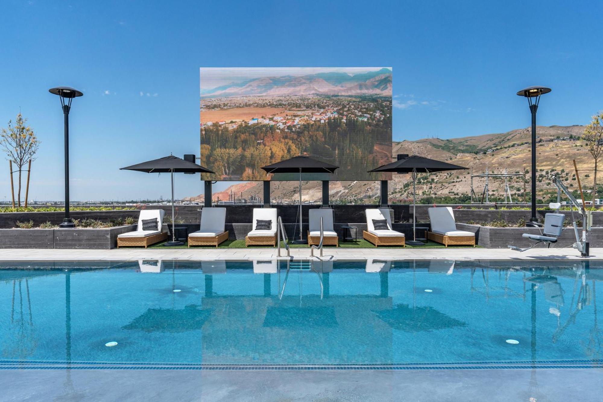 Appartamento Outstanding Amenities-New Complex- Downtown Luxury Salt Lake City Esterno foto