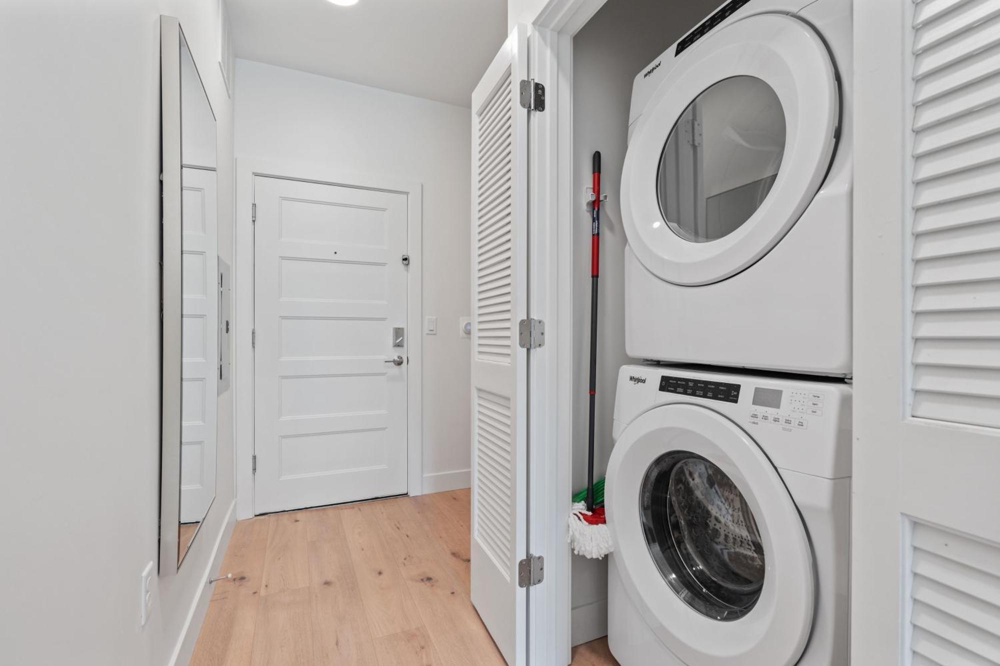 Appartamento Outstanding Amenities-New Complex- Downtown Luxury Salt Lake City Esterno foto