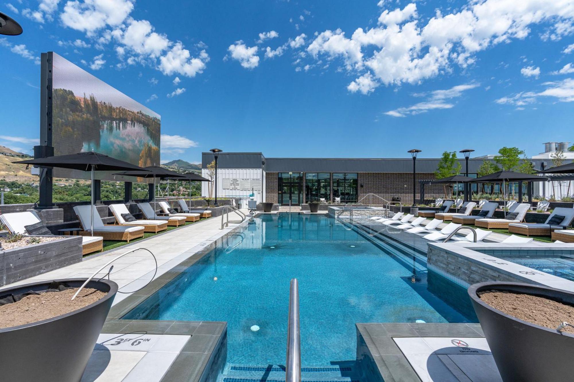 Appartamento Outstanding Amenities-New Complex- Downtown Luxury Salt Lake City Esterno foto
