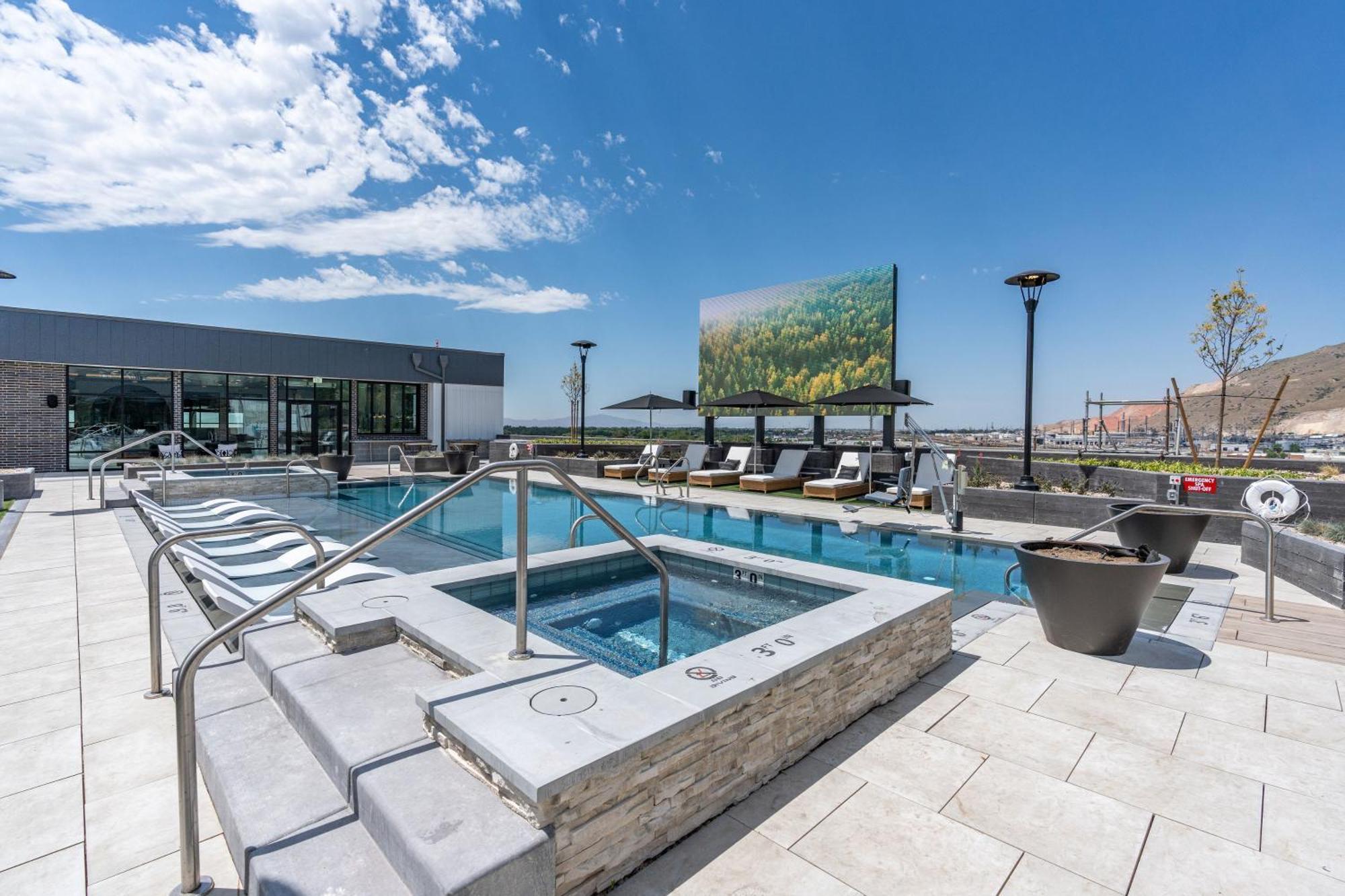 Appartamento Outstanding Amenities-New Complex- Downtown Luxury Salt Lake City Esterno foto